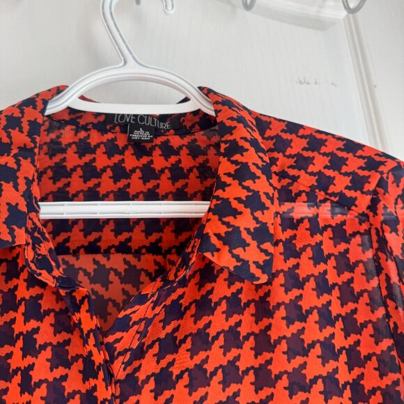 sheer patterned button up top - Picture 2 of 5